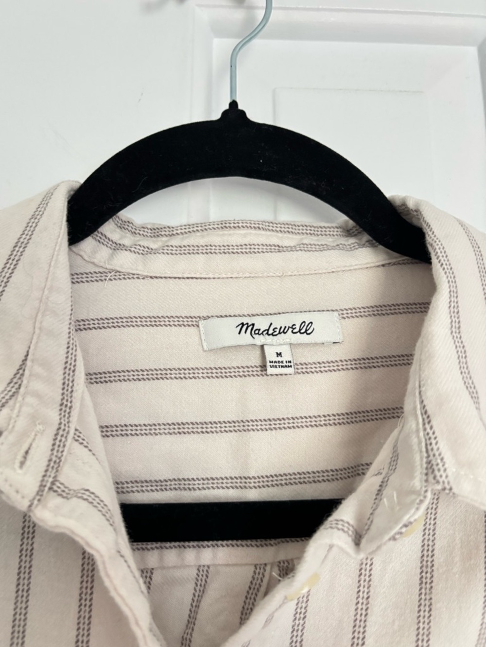 Madewell Button-Up - Picture 3 of 4